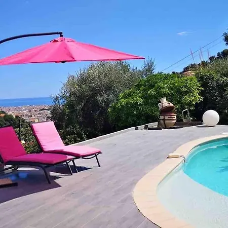 Avec Piscine Et Vue Magnifique Sur * Nizza